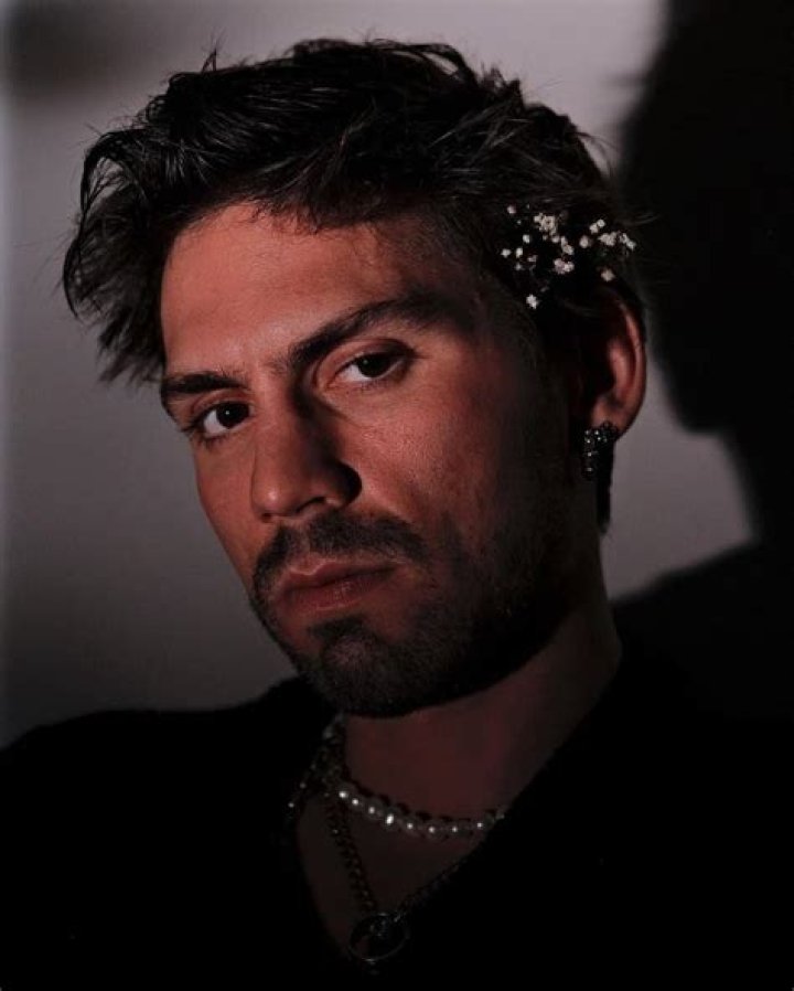 Discovering the Life of Tarik Emir Tekin: A Multifaceted Talent